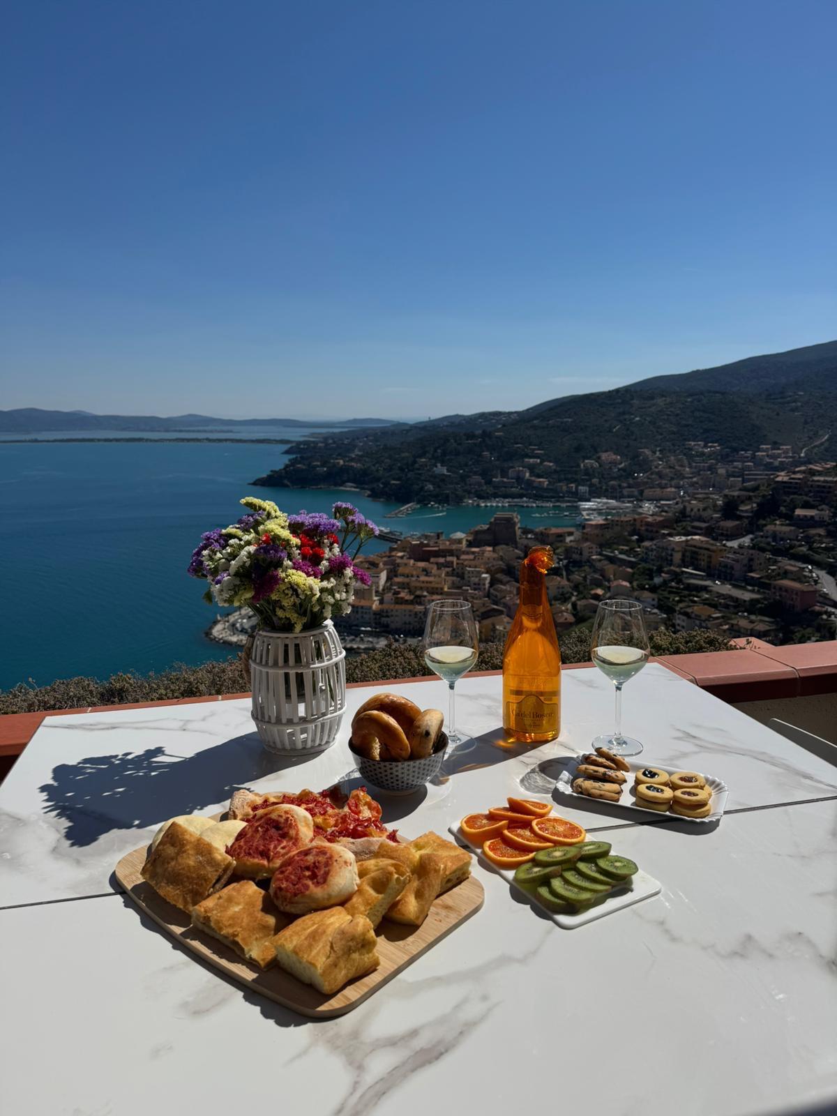 Aurora House — Porto Santo Stefano